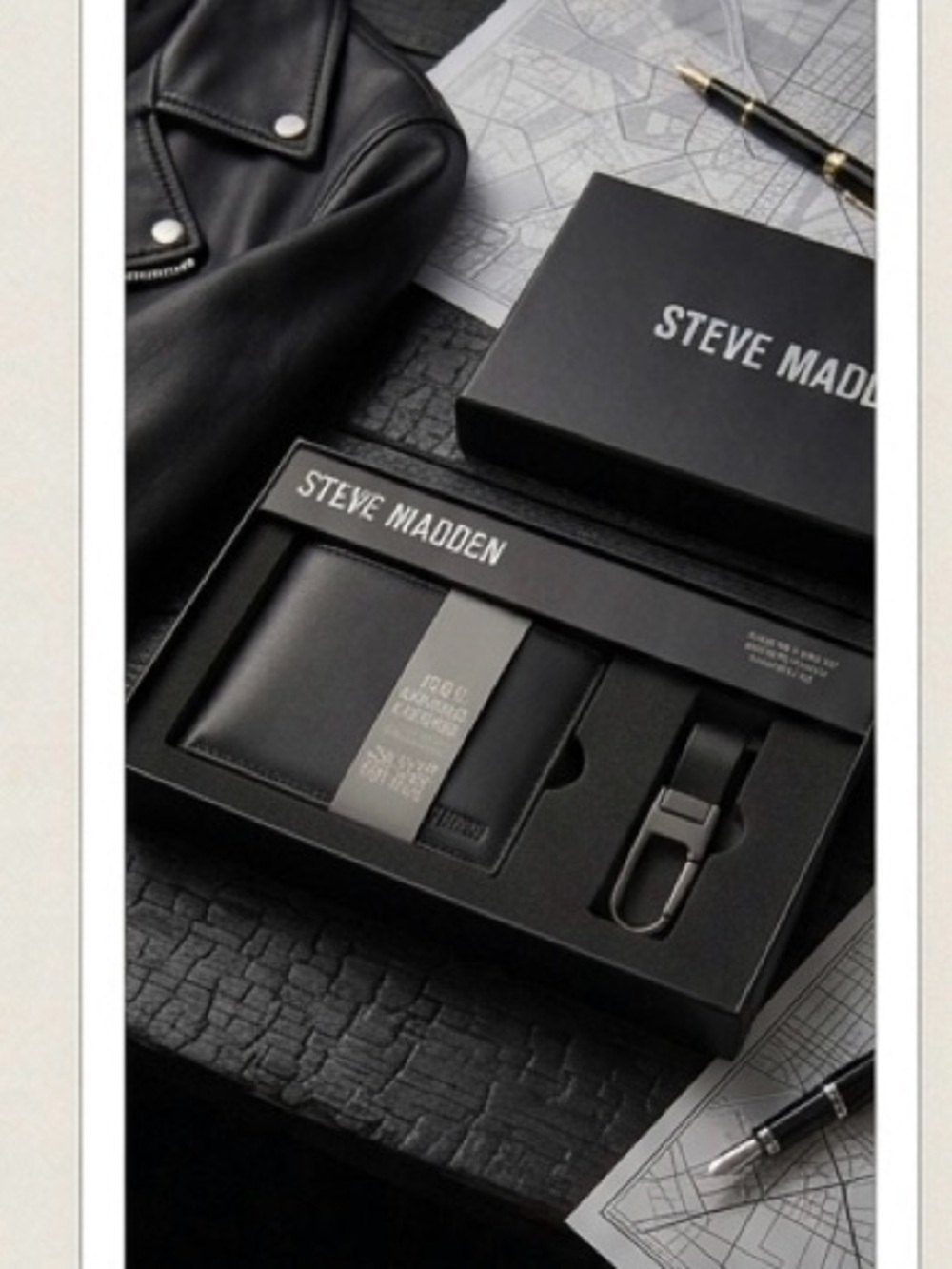 Steve Madden Black Leather Wallet & Keychain Gift Set NEw with box